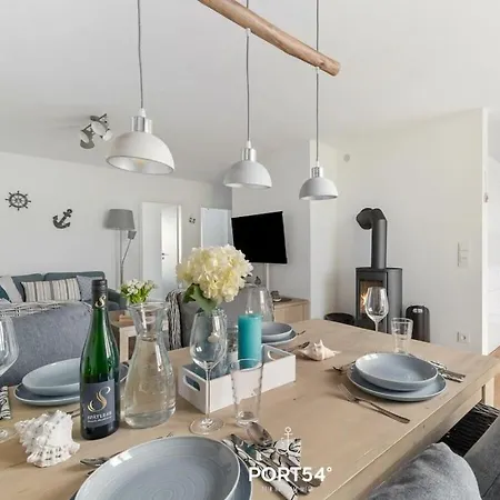 With 2 Bedrooms Ferienhaus Olpenitz